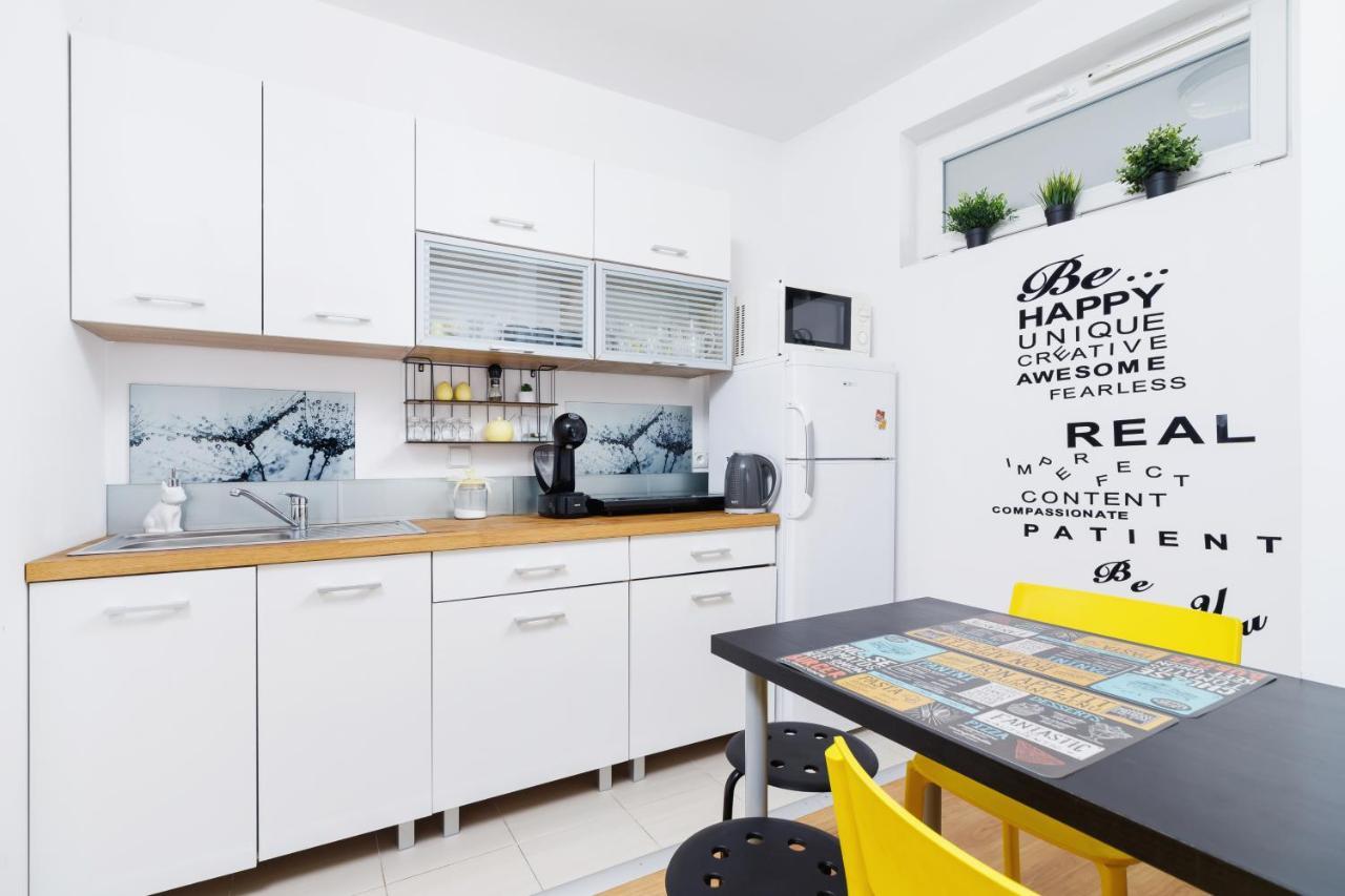 شقة Studio Pradnik Bialy Krakow By Renters المظهر الخارجي الصورة